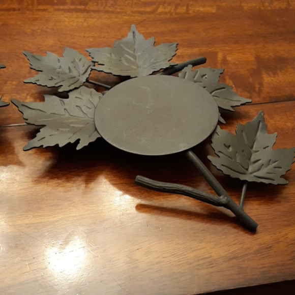 Longaberger Accents Longaberger Wrought Iron Candle Holder Leaves